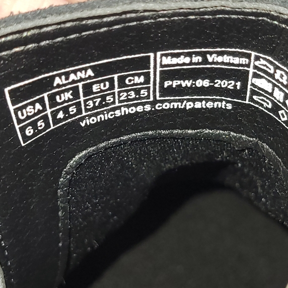 Vionic Alana Ankle Boots Women's 6.5 Black Suede Comfort Pull On Booties *Read* - Picture 8 of 10